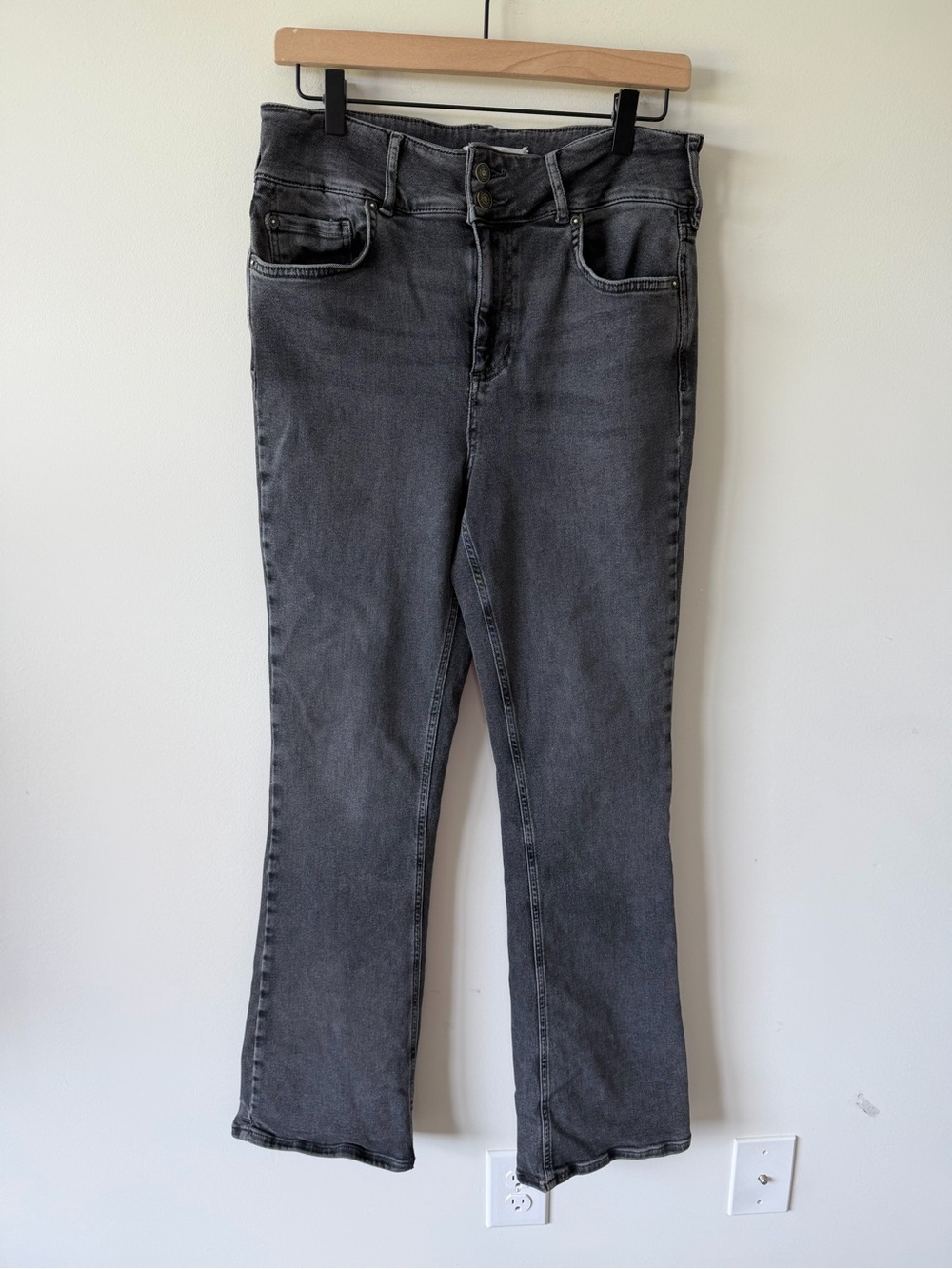 We The Free Women's Black Flare Stretch Jeans
